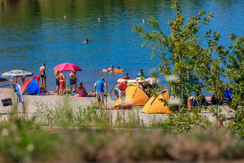 Am Montag und Dienstag lohnt es sich bei über 30 Grad, früher in den Feierabend zu gehen. Dann lockt beispielsweise der Störmthaler See.
