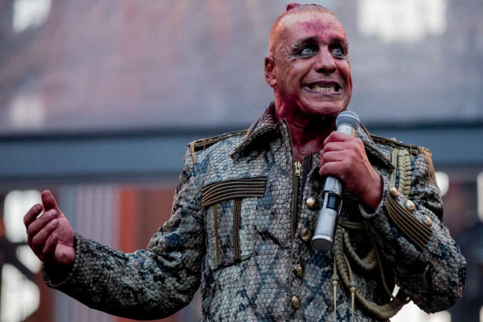 Till Lindemann beim Konzert im Berliner Olympiastadion.
