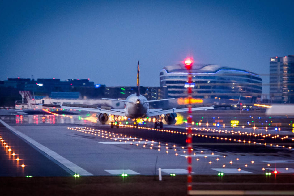 Zwischen 23 Uhr und 5 Uhr gilt in Frankfurt Nachtflugverbot.