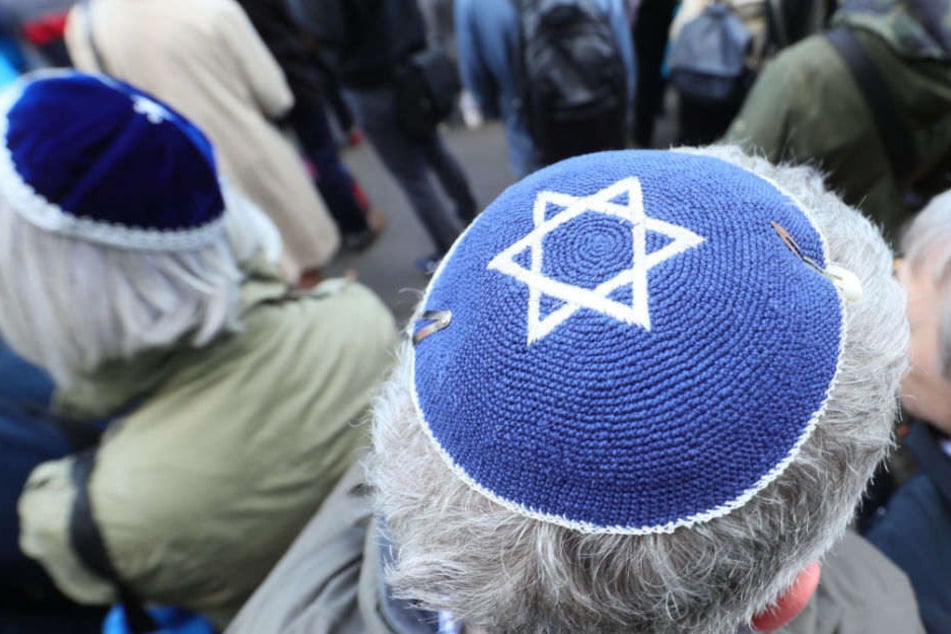 Ein Kippa-Träger wurde auf offener Straße in Berlin-Wilmersdorf antisemitisch beleidigt. (Symbolbild)