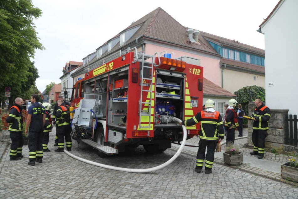 Mehrere Kameraden der Feuerwehr waren im Einsatz.