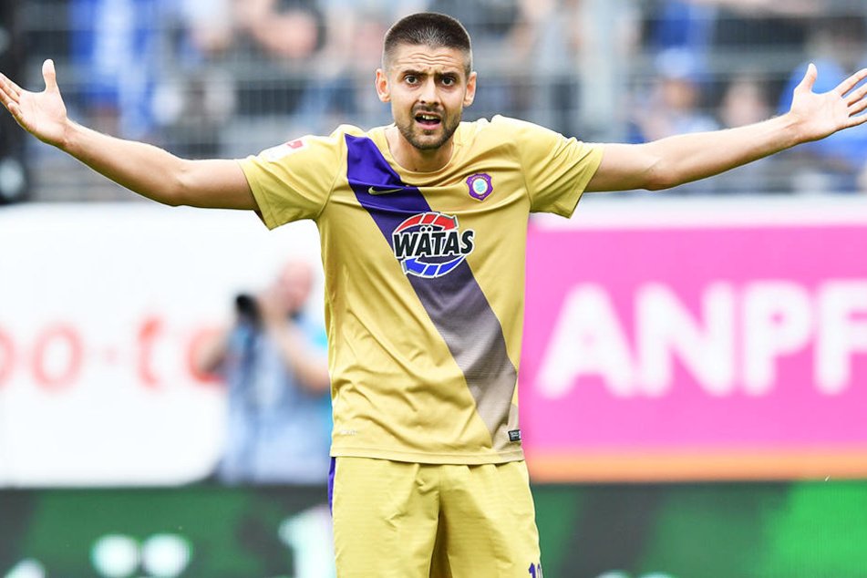 Aues Dimitrij Nazarov kann es nicht fassen: Der FCE muss in die Relegation!
