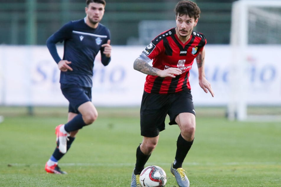 CFC-Torjäger Philipp Hosiner kam zwei Mal zum Kopfball (36./40.), brachte die Kugel aber nichts ins Tor.