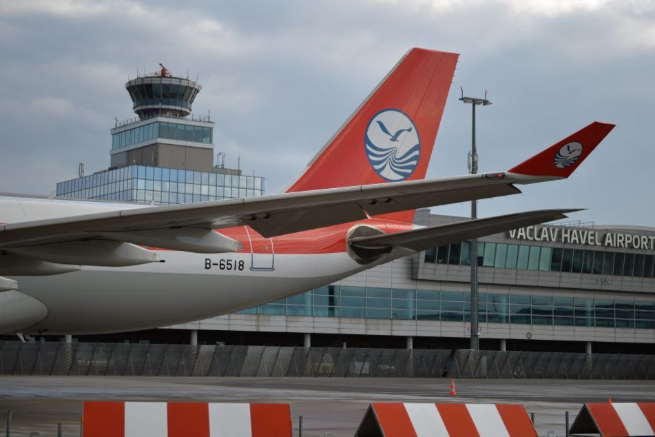 Der Prager Airport kann mit einer Vielzahl von internationalen Verbindungen
aufwarten - etwa nach China.