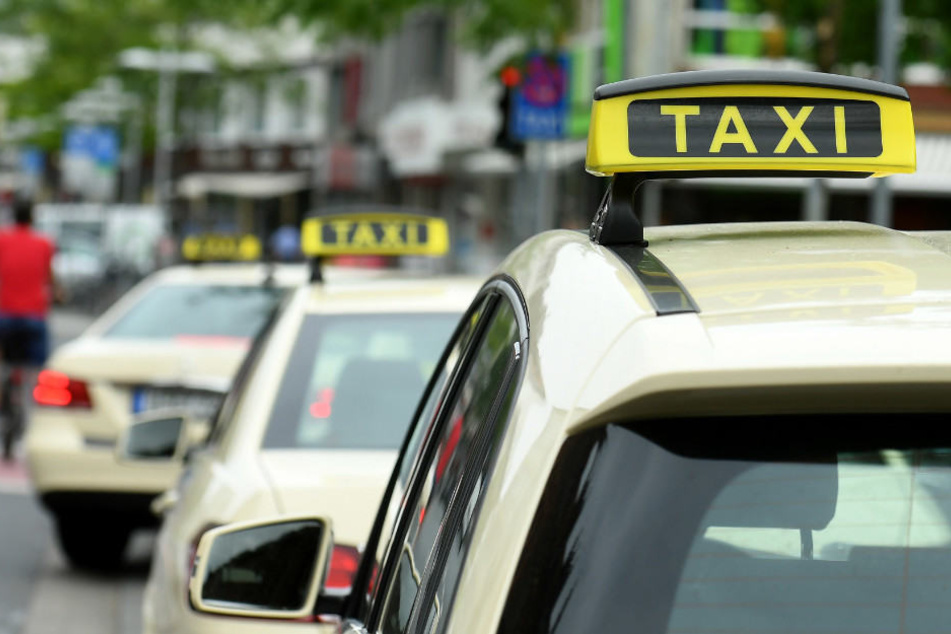 Der Taxler wurde rassistisch beleidigt und übel zusammengeschlagen.