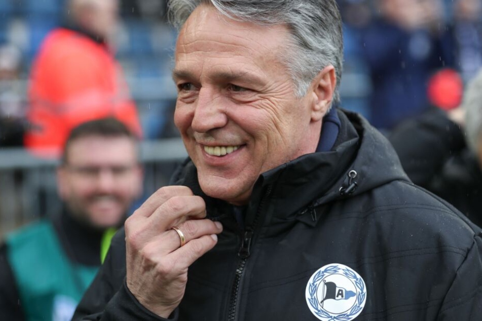 DSC-Coach Uwe Neuhaus hat wegen den Ausfällen in der Mannschaft derzeit nicht viel zu lachen.