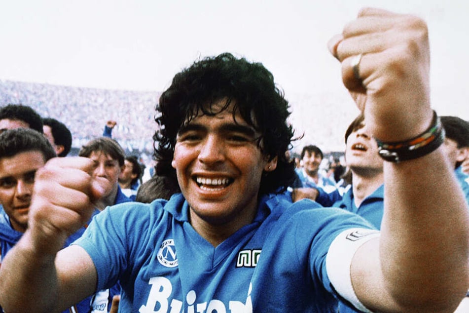 Diego Armando Maradona kämpfte sich von ganz unten an die Spitze des Weltfußballs. Umso tiefer war sein Fall.