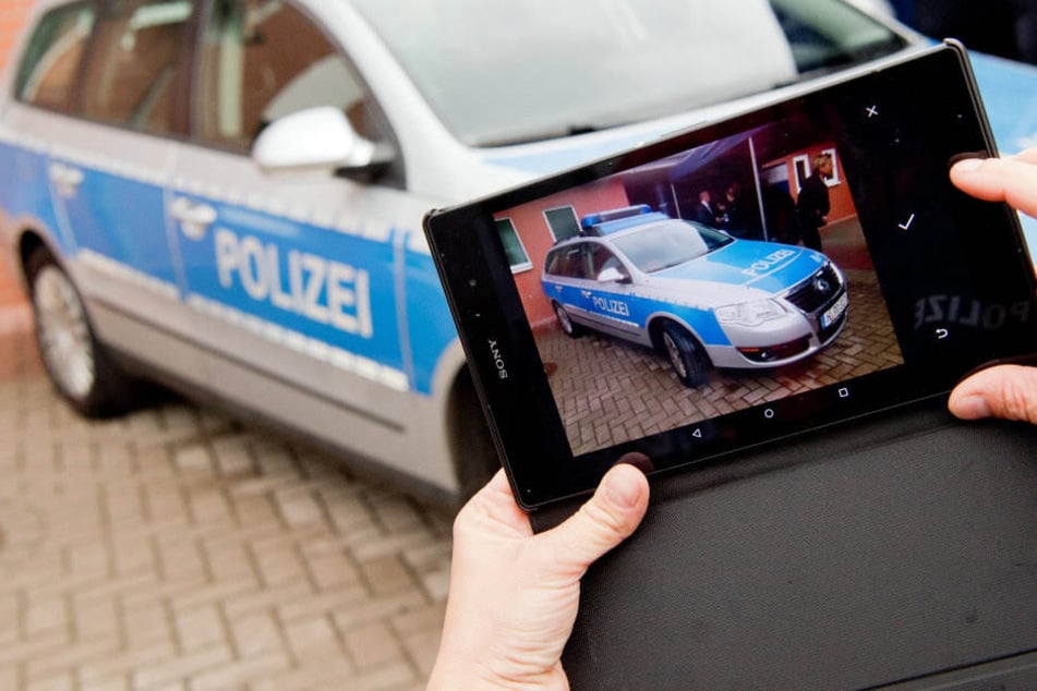 In anderen Bundesländern wurde die Polizeiarbeit bereits digitalisiert. (Symbolbild)