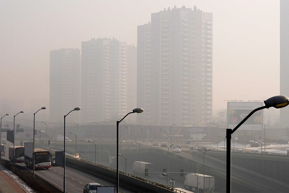 Februar 2017: Ein schwerer Smog-Schleier umgibt die Innenstadt von Katowice.