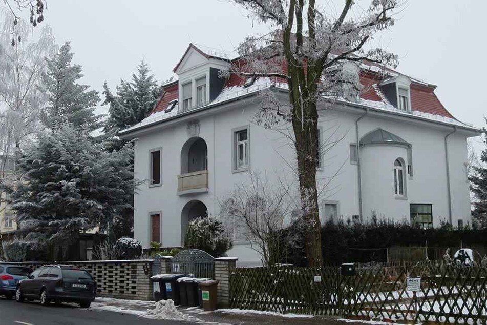 Diese Villa hat ein dunkles Geheimnis. Ihre Besitzerin wurde offenbar ermordet.