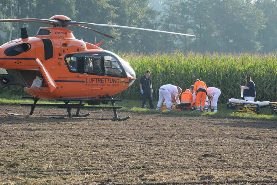 Der Rettungshubschrauber Christoph 13 brachte den Schwerverletzten (65) nach Bielefeld in die Spezialklinik Gilead I.