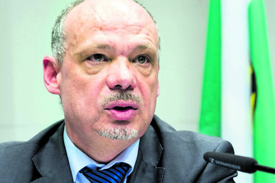 Seine Ermittler beschäftigen sich mit rund 50 Betrugsfällen: LKA-Chef Petric Kleine (54).