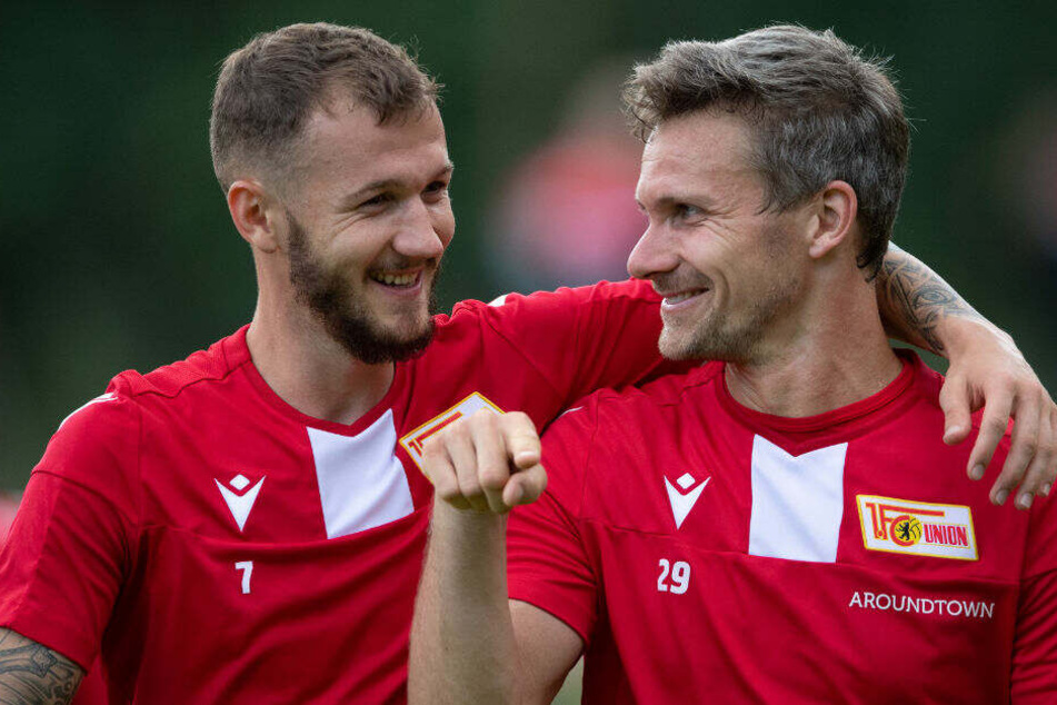 Gute Laune bei Marcel Hartel (l) und Michael Parensen (r).