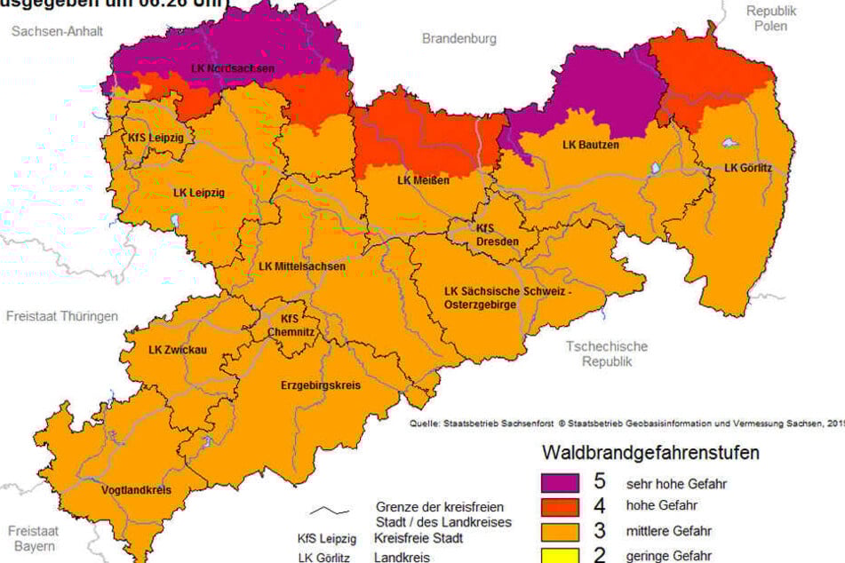 Für einige Teile Sachsens gilt die höchste Waldbrand-Warnstufe, weitere Kreise sollen folgen.