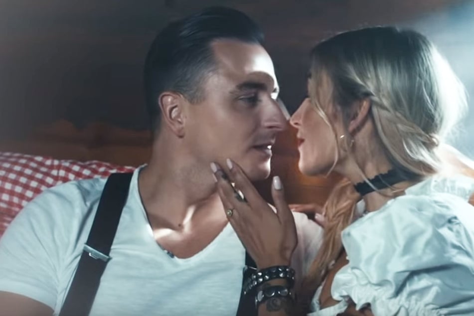 Wem kommt Andreas Gabalier hier so nah?