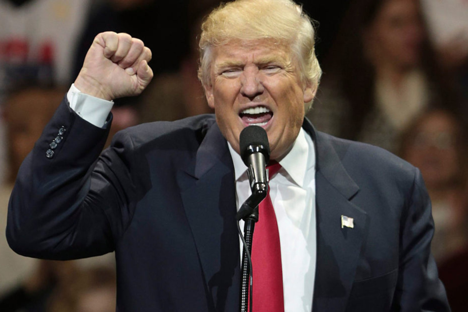 Donald Trump (70).