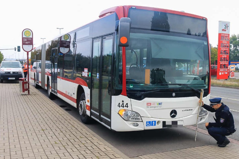 Von diesem Bus wurde der Mann erfasst.