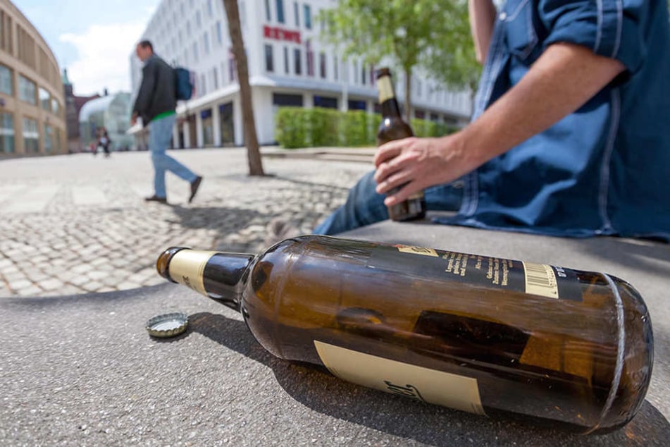 Ein Umtrunk im Freien läuft nicht immer gesittet ab. Anwohnern wird das feuchtfröhliche Treiben deshalb oft zu viel.