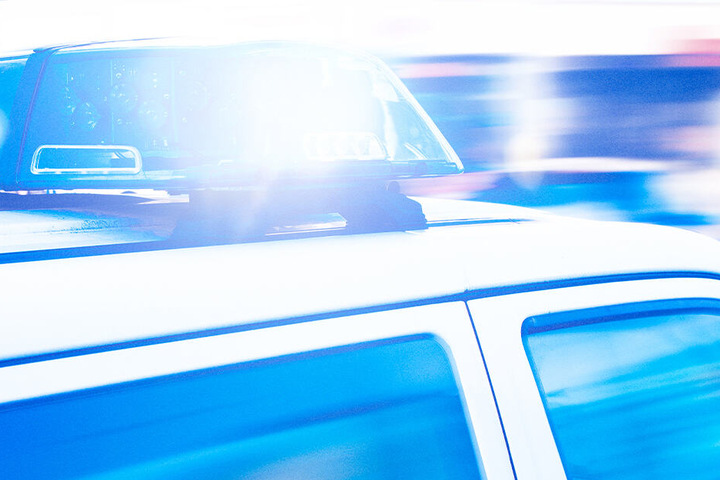 Die Polizei ermittelt wegen Sachbeschädigung und Körperverletzung. (Symbolbild)