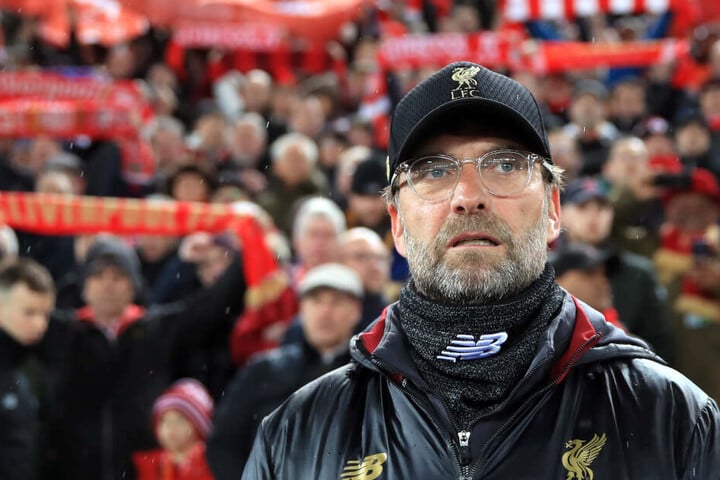 Liverpools Trainer Jürgen Klopp kam sich vor "wie der Ochs vor dem Berg", als er Kovacs warten musste.