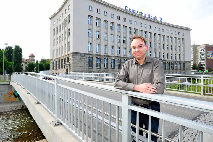 Sandro Schmalfuß (38) initiierte den Beschlussantrag zum Bärenbrunnen.
