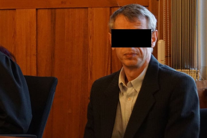 Der Angeklagte Jens M. (44) im Gerichtssaal.