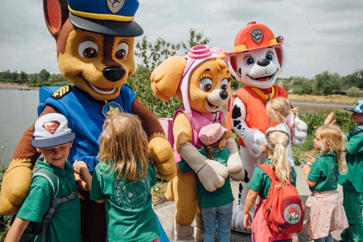 23 Kids durften die neuen Bewohner am Donnerstag treffen.