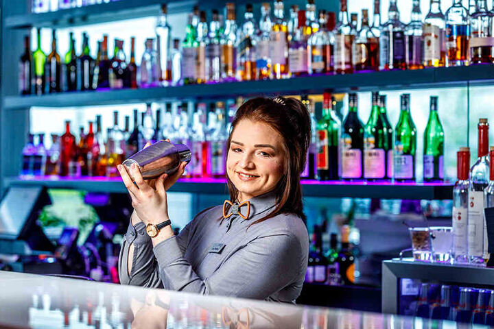 Ganz neu: Das Innside Hotel in der Altstadt lädt immer mittwochs zur
Feierabendparty.