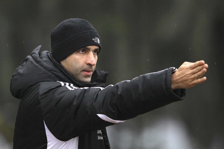 Hashemian muss in die U21 aufrücken.