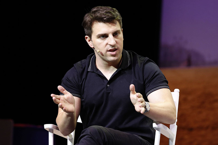 Airbnb-Firmenchef Firmenchef Brian Chesky (35).
