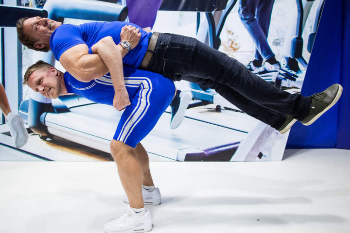 Die Messe lockt auch zahlreiche Influencer und Stars an. Bei der FIBO 2019 waren u. a. Oliver Pocher (41) und Ralf Moeller (60) anwesend.