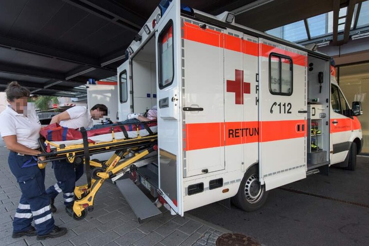Die Verletzten kamen ins Krankenhaus. (Symbolbild)
