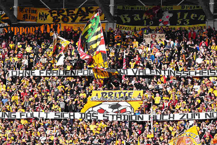 Der K-Block hat das Problem erkannt: Wenn die Leistung nicht stimmt, bleiben die Fans weg. Da helfen auch keine Marketingkampagnen ...