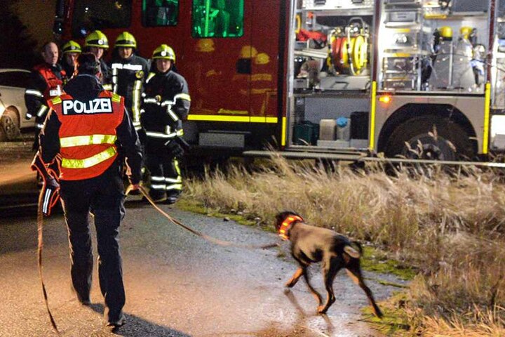 Die Polizei hat im Fall des Brandanschlags von Kremmen noch keine heiße Spur (Symbolbild).