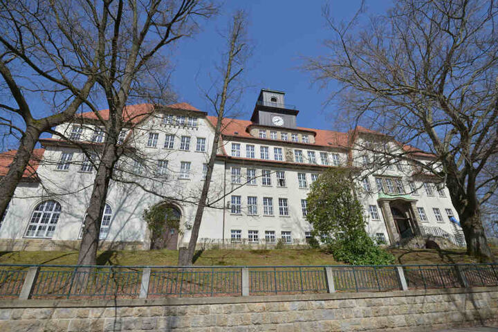 Acht kranke Pädagogen lösten an der Oberschule Schönau einen Lehrernotstand aus.