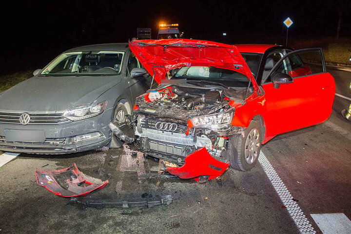 Der Audi wurde bei dem Unfall völlig zerstört.