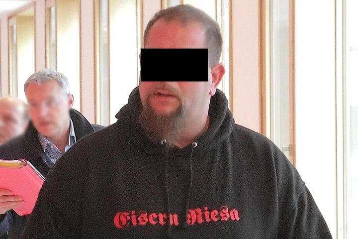 Christoph K. (36) arbeitete in dem Lager, öffnete seinen Komplizen die Schranke.