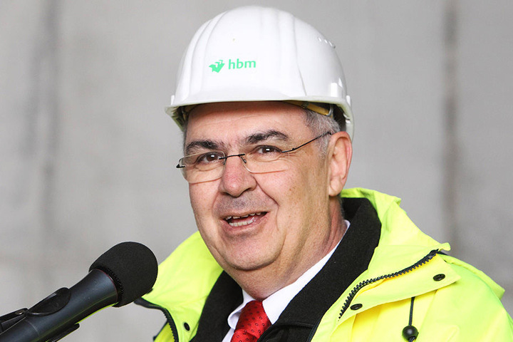 Axel Eichholtz, Chef der BAM Sports GmbH plant die Stadionerweiterung.