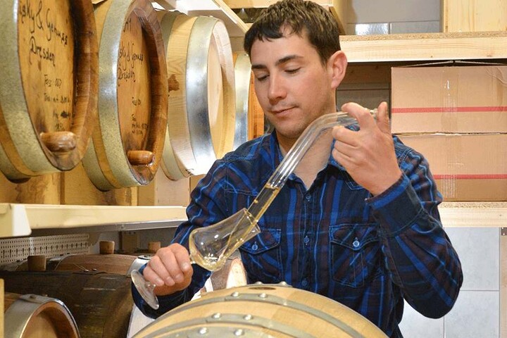 Die Whisky-Freunde müssen sich gedulden: Die neue Kreation wandert erst noch für Jahre in Eichenfässer zum Reifen.