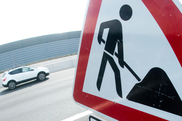 Autofahrer müssen sich ab Montag auf neue Baustellen auf den Autobahnen einrichten.