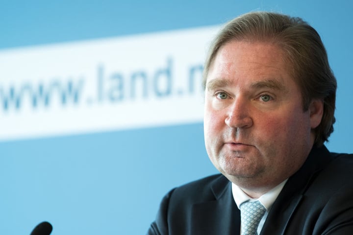 Finanzminister Lutz Lienenkämper (CDU) hat die Mitarbeiter zum Weihnachtsfrieden angewiesen.