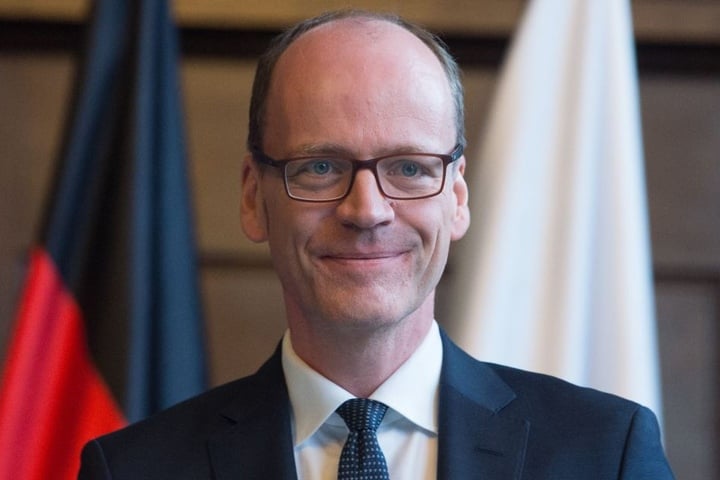 Lieber ein Ende mit Schrecken als ein Schrecken ohne Ende: Sachsens Finanzminister Matthias Haß (CDU) stoppte das Gefängnis-Projekt und will eine neue Ausschreibung.