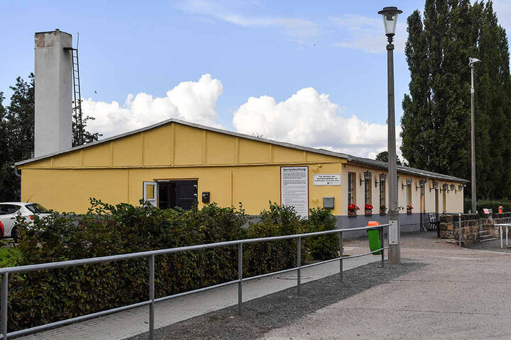 Auf dem Sportplatz in der Wurzener Straße trainiert Fortuna auch am
Freitagabend.