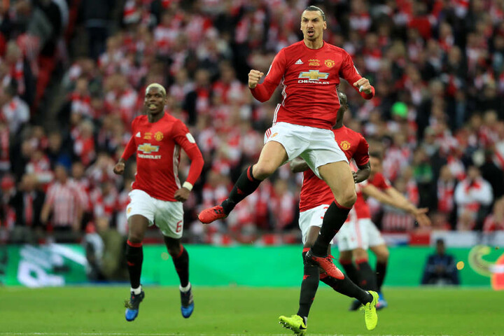 Verlässt Manchester Uniteds Superstar Zlatan Ibrahimovic den Verein nach nur einem Jahr oder beendet der Schwede seine Karriere sogar?
