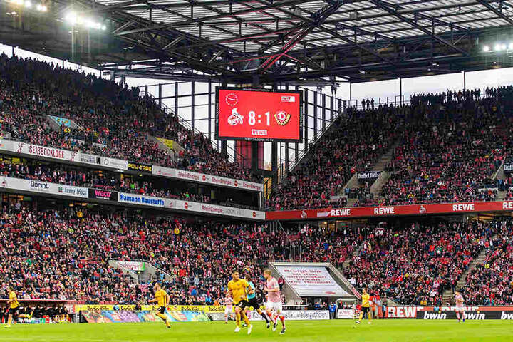 Weiß auf Rot, Köln 8, Dresden 1. Höher verlor Dynamo noch nie - und wird es sicherlich auch nie wieder.