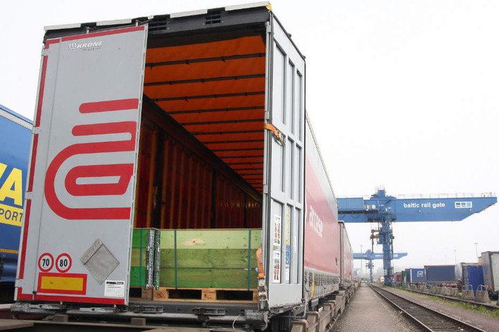 In diesem Container fand der Hafenmitarbeiter zwölf Flüchtlinge.