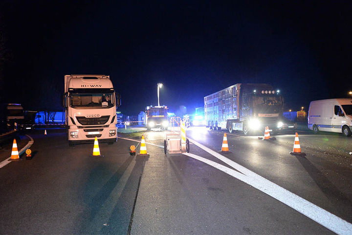 Die A2 wurde nach dem dramatischen Unfall komplett gesperrt.