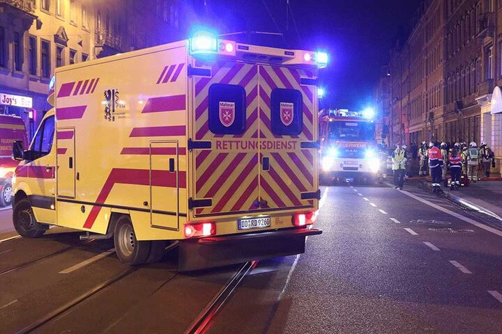 Zahlreiche Rettungskräfte vor Ort.