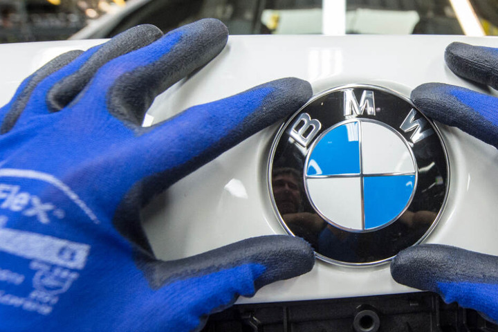 Der Autohersteller BMW konnte im März den schwierigen Marktbedingungen trotzen.