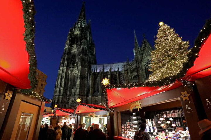 Der Weihnachtsmarkt am Kölner Dom.